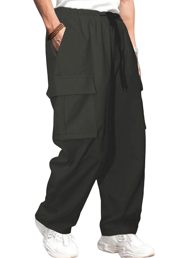 Relaxed Fit Black Cargo Pants