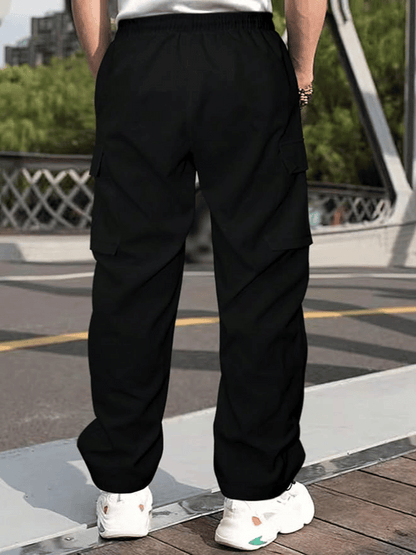 Relaxed Fit Black Cargo Pants