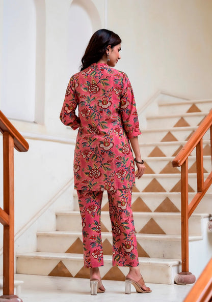 Women’s Pink Floral Kurta Set – Rayon Printed Kurta with Straight Pants