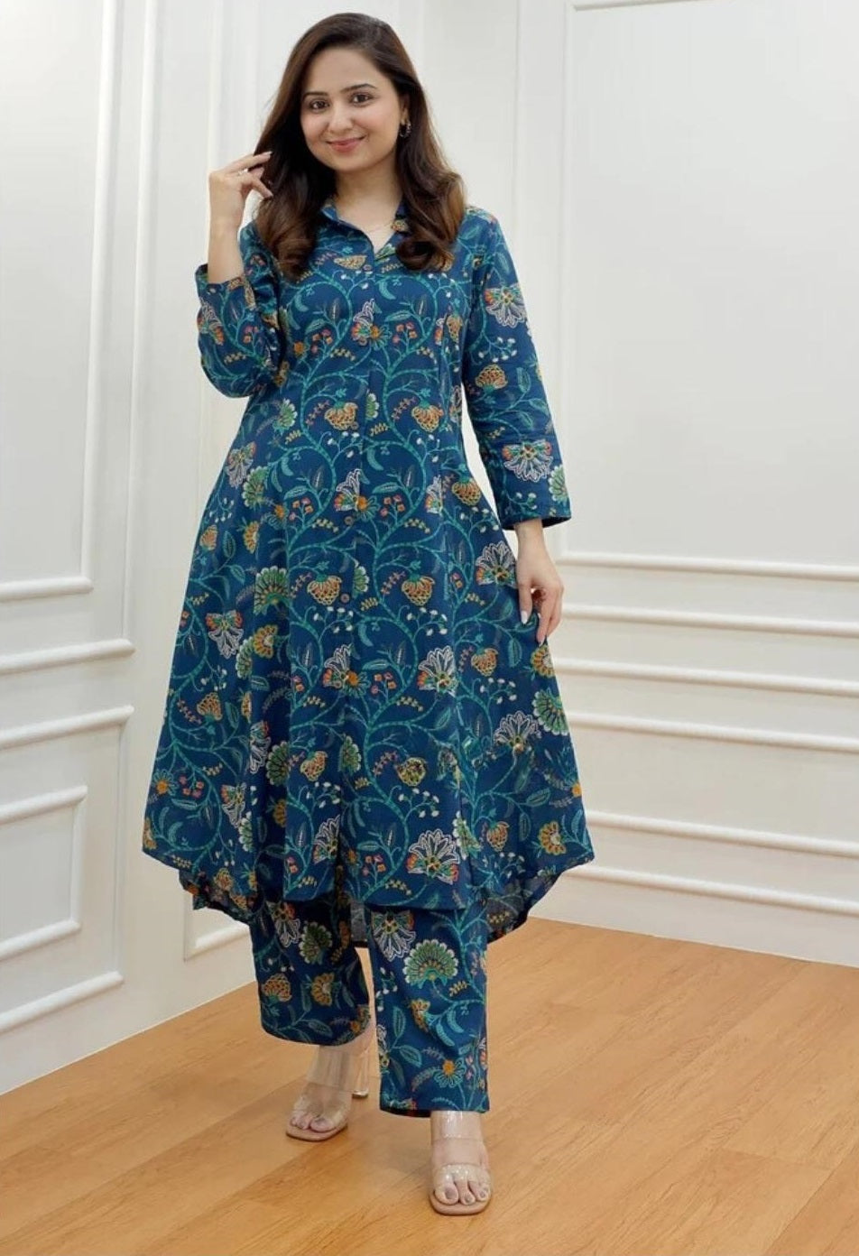 Women’s Floral Printed Kurta Set – Rayon Kurta with Straight Pants