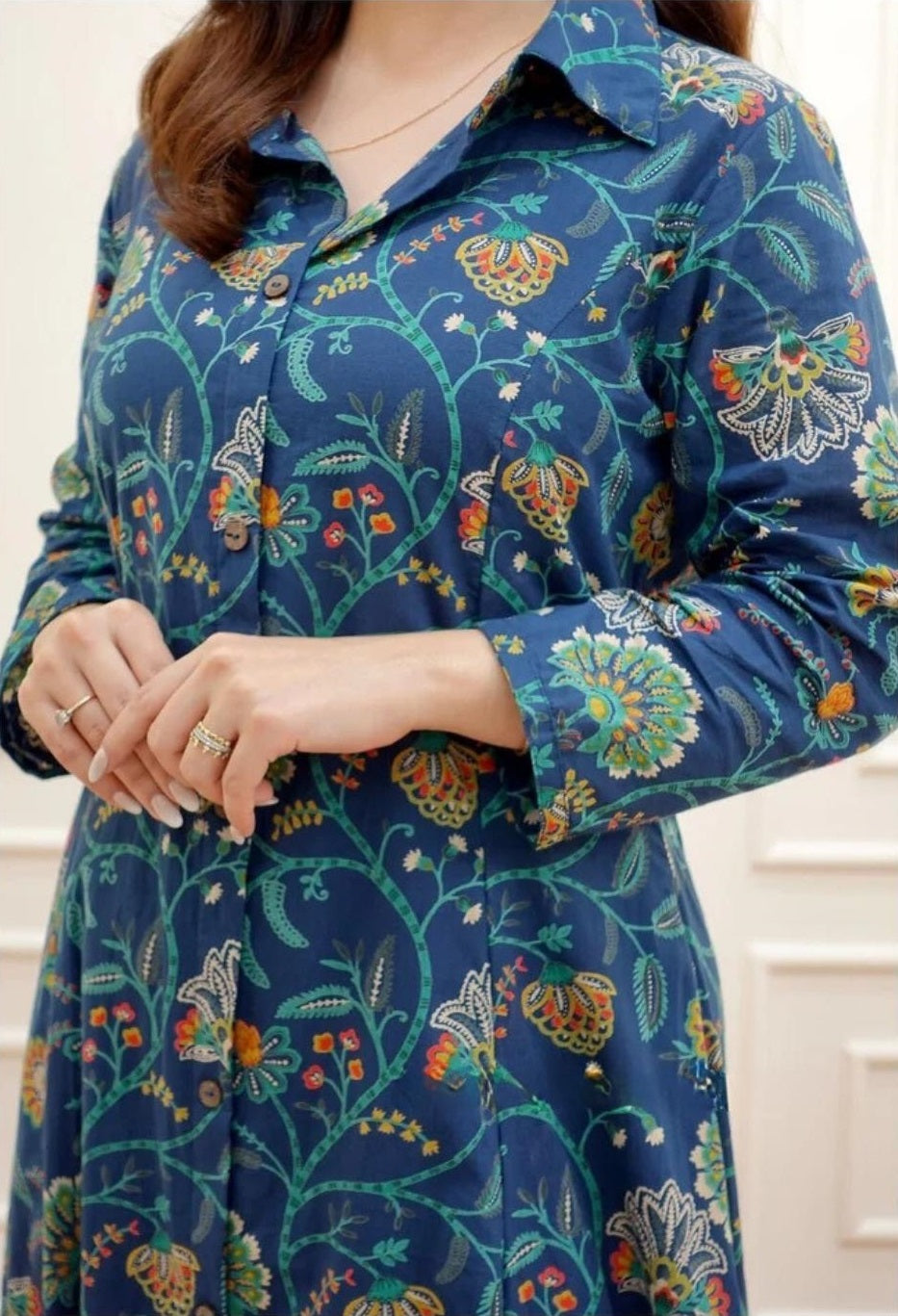 Women’s Floral Printed Kurta Set – Rayon Kurta with Straight Pants